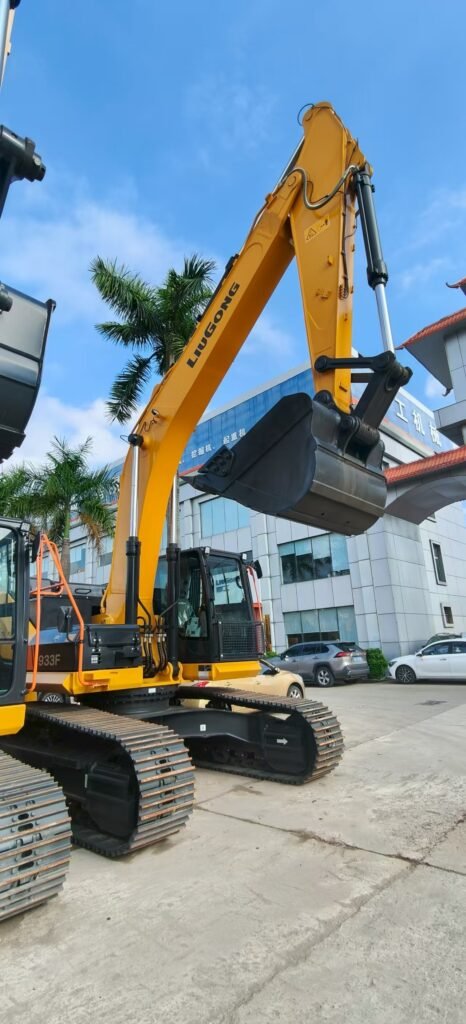LiuGong 933F excavator