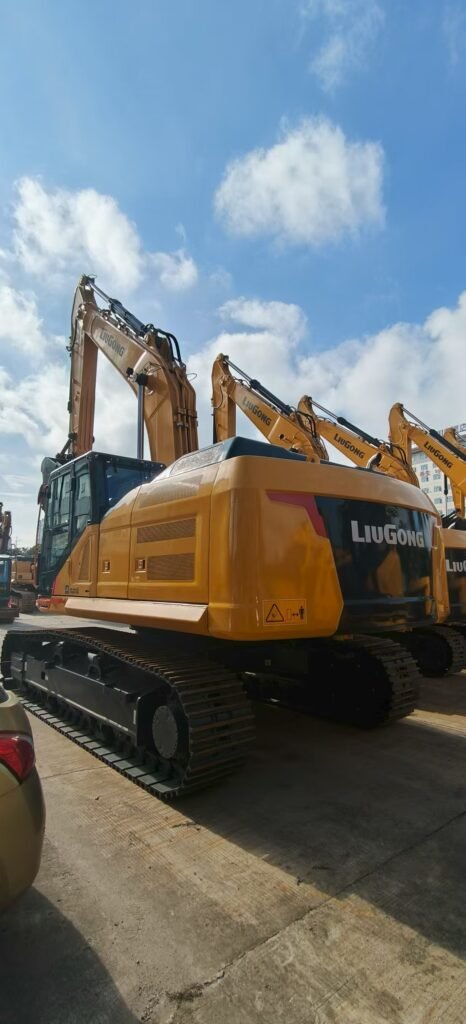 LiuGong 933F excavator