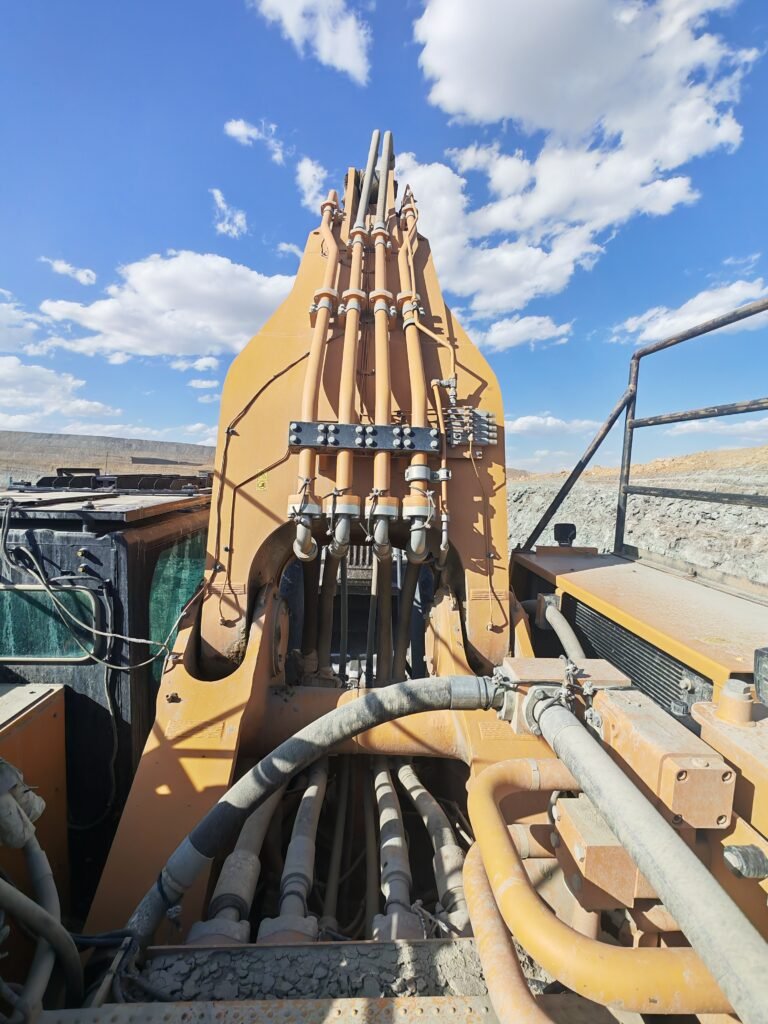 Caterpillar 6015