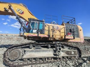 Caterpillar 6015
